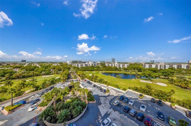 Building Photo - 20301 W Country Club Dr