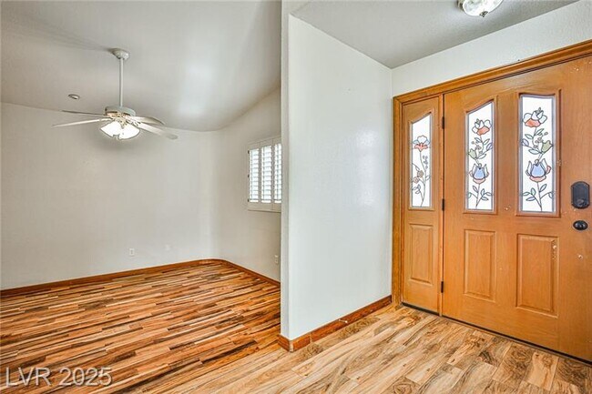 Building Photo - 6315 N Park St