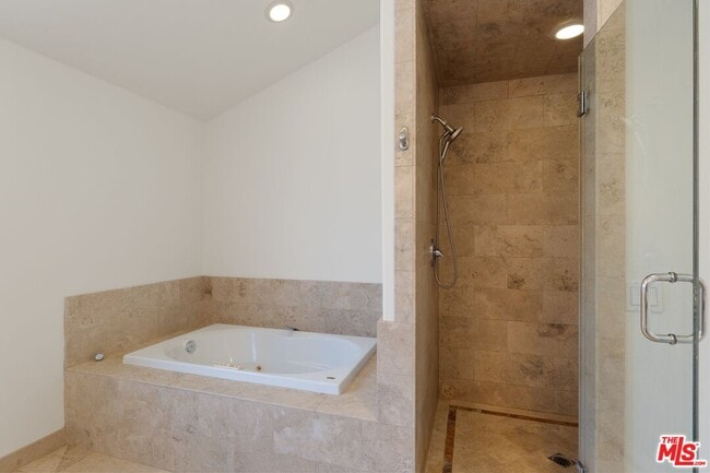 Building Photo - 4128 W 122nd St