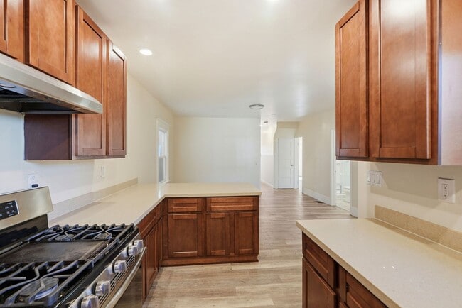 Building Photo - 2535 Filbert St