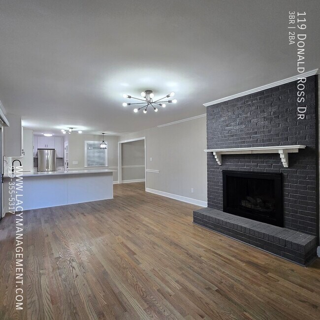 Building Photo - 119 Donald Ross Dr