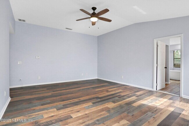 Building Photo - 12228 Smoke Ridge Cir S