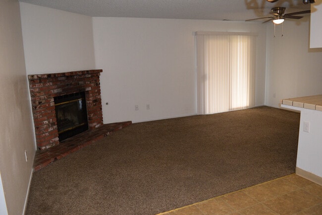 Building Photo - 4809 Millbrook Way