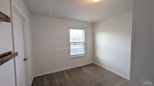 Building Photo - 5881 Little Leaf Court