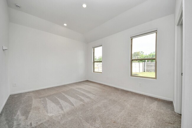 Building Photo - 15623 Red Panda Rd