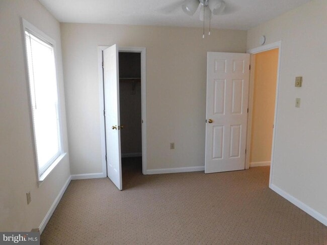 Building Photo - 2924 Packer St