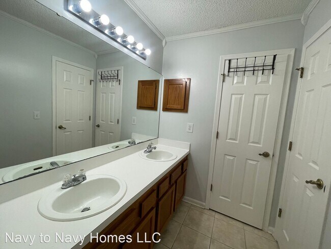 Building Photo - 3 br, 2 bath House - 12563 Glamdring Court