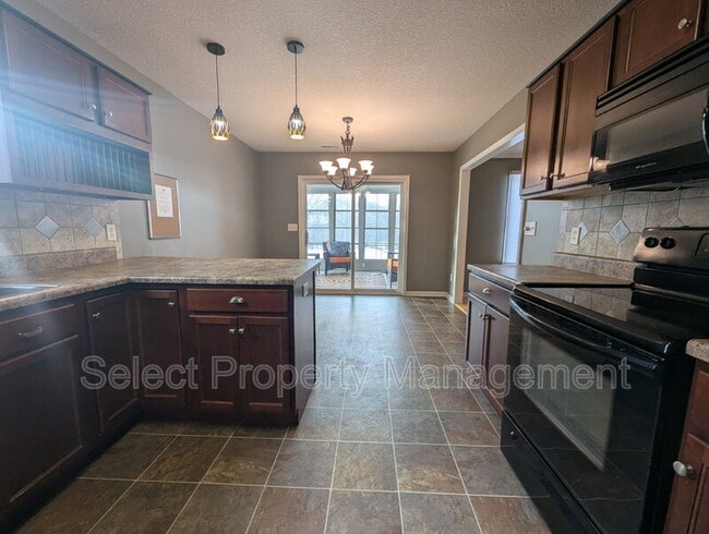 Building Photo - 5201 Willman Ln