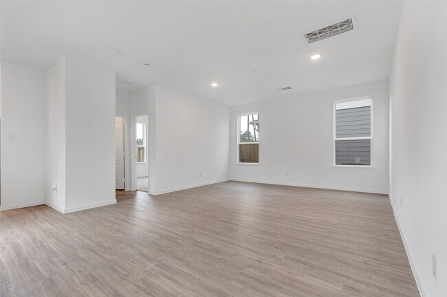 Building Photo - 21407 Austell Pond Dr