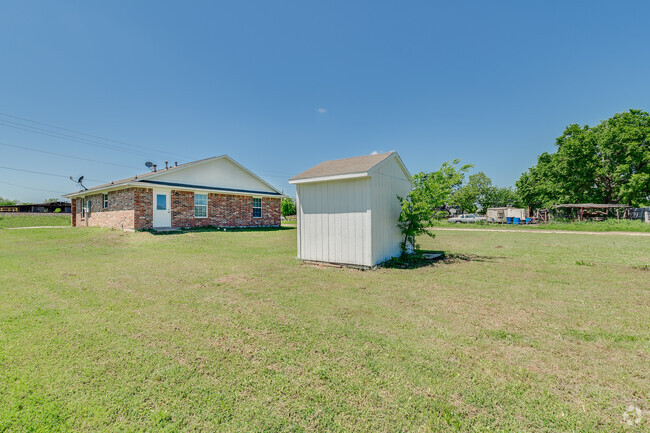 Building Photo - 380 Railroad Ave