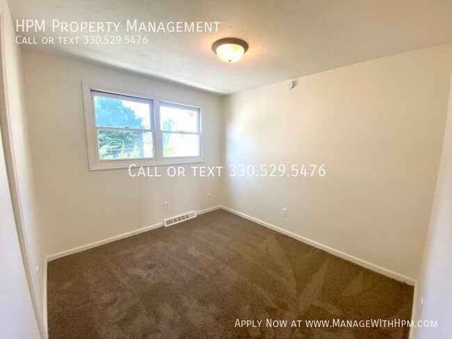 Building Photo - 3055 Dalton Pl SW