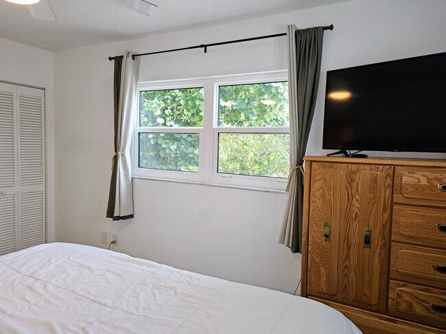 Building Photo - 3575 Gulf Blvd