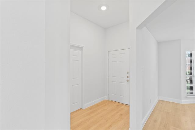 Building Photo - 2809 Mitchell Ln