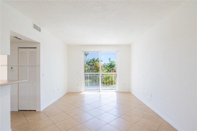 Building Photo - 816 NW 11th St