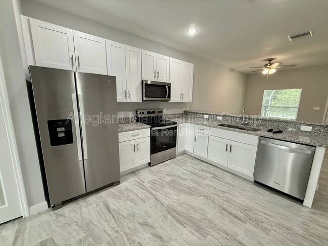 Building Photo - 336 Caen Ct