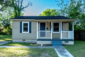 Building Photo - 1205 Kinston St