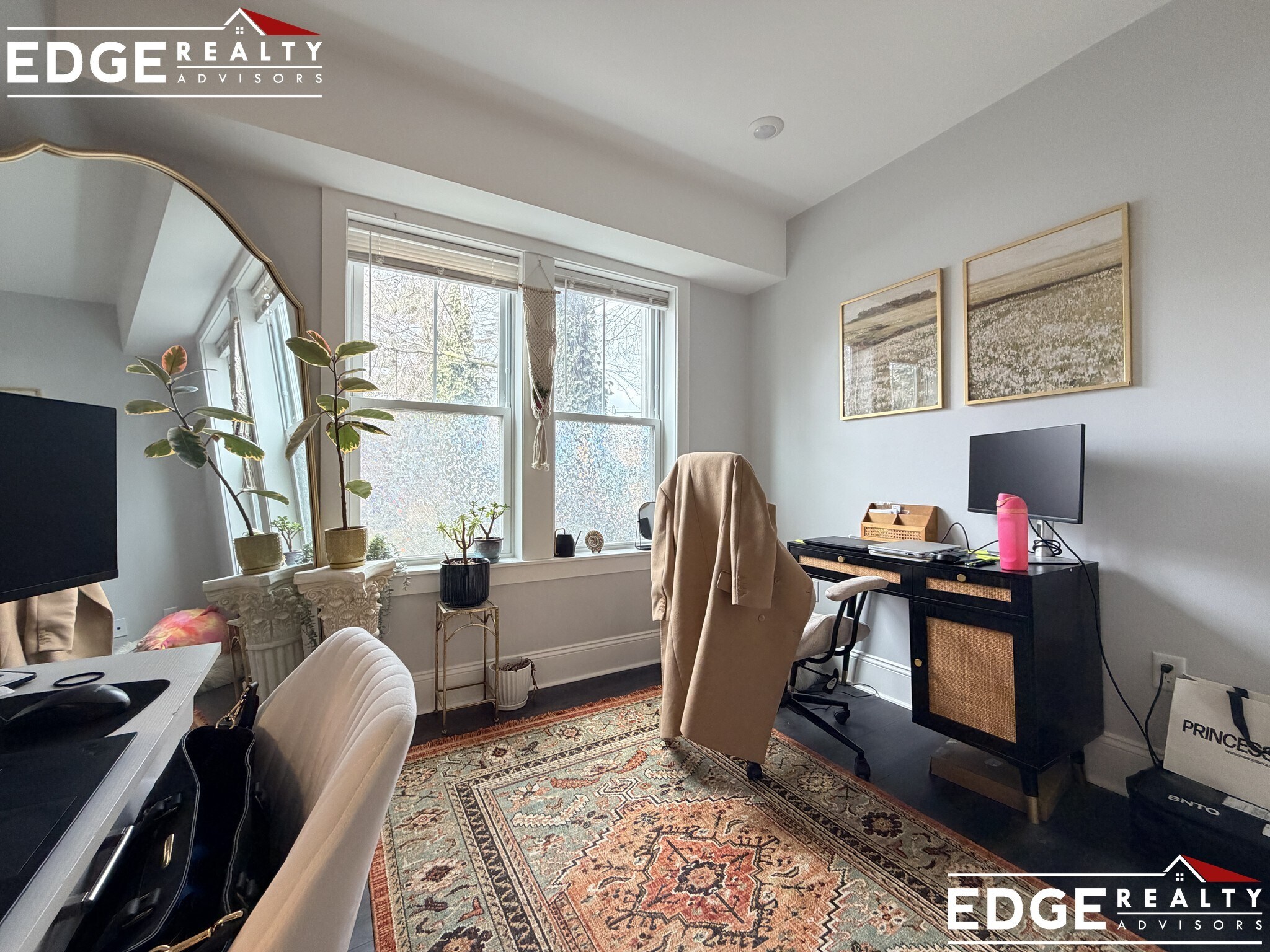 Building Photo - 80 N Beacon St