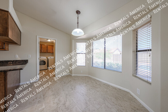 Building Photo - 8768 W Berridge Ln