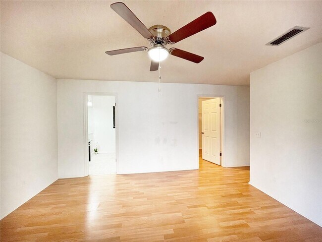 Building Photo - 12821 Lower River Blvd