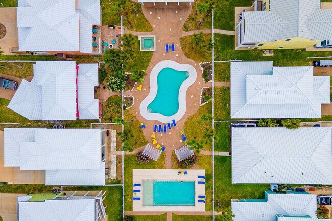 Building Photo - 156 Royal Sands Blvd