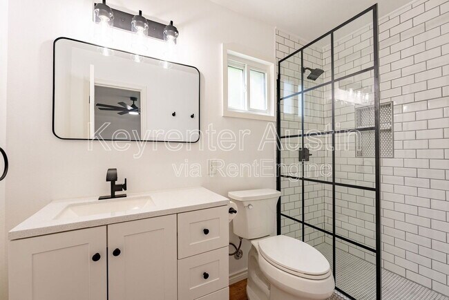 Building Photo - 902 Speer Ln