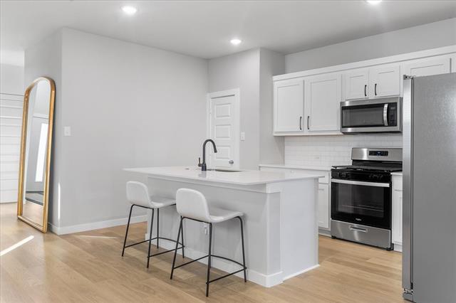 Building Photo - 608 Cottage Wood Dr