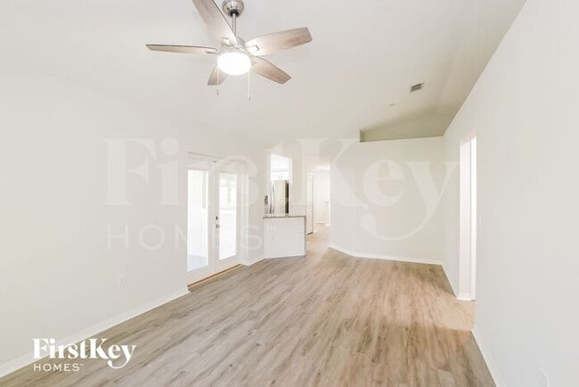 Building Photo - 29 Brian Ln