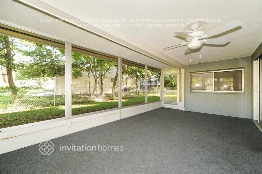 Building Photo - 8701 Lincolnshire Dr