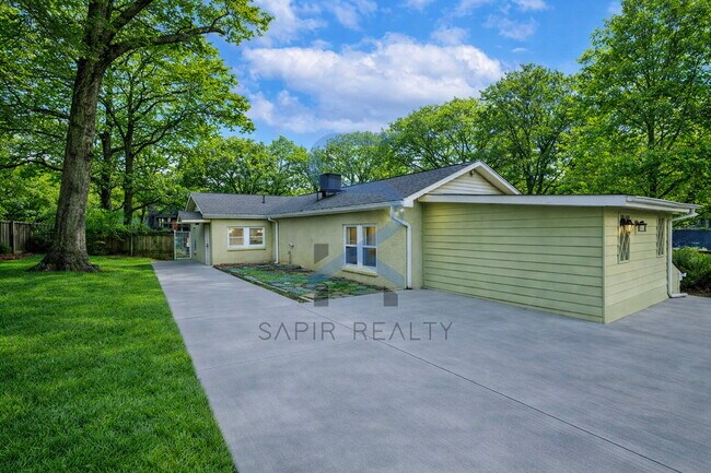 Building Photo - 2018 Pryor Rd SW