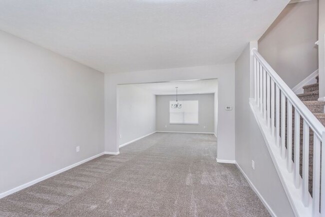 Building Photo - 4 Bedroom with a 3 Car Garage in Zionsvill...