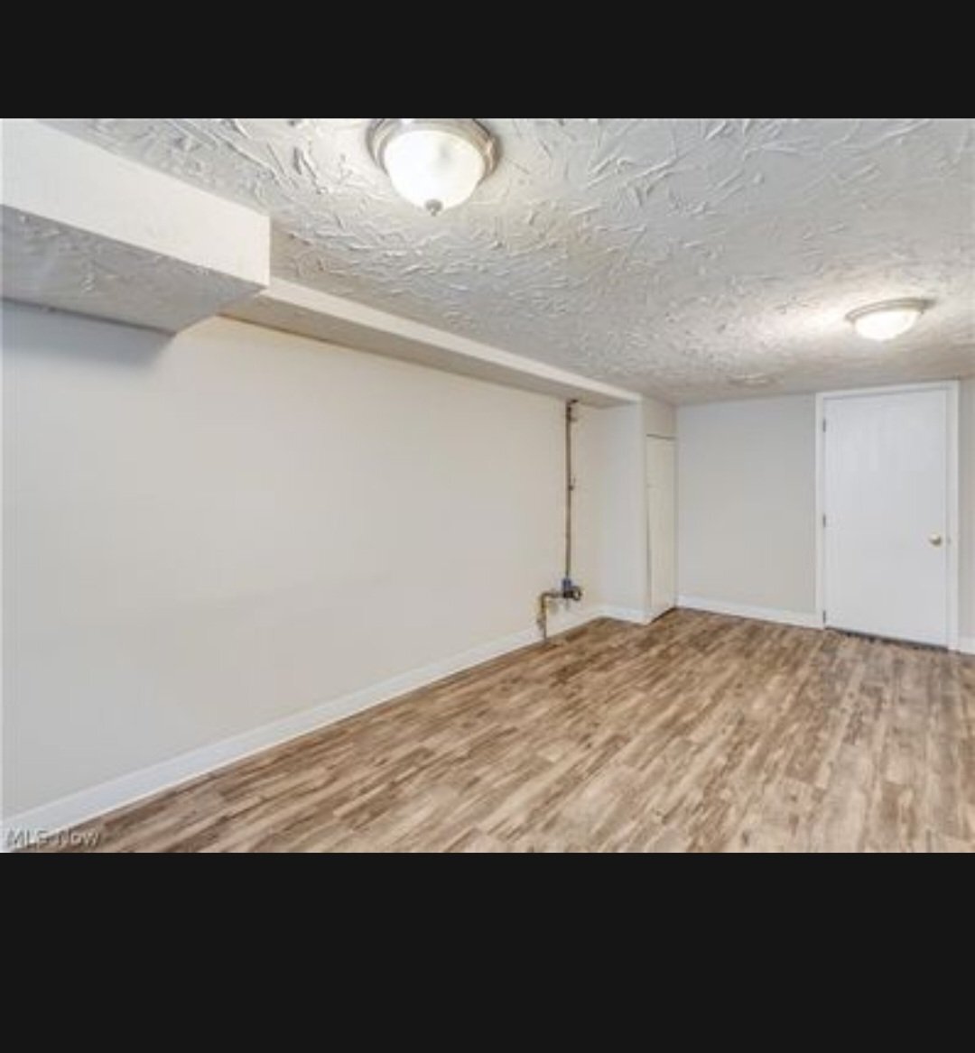 Building Photo - 1224 Carey Ave