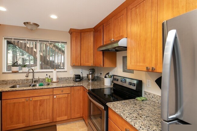 Kitchen with stainless steel appliances - 17729 NE 88th Pl