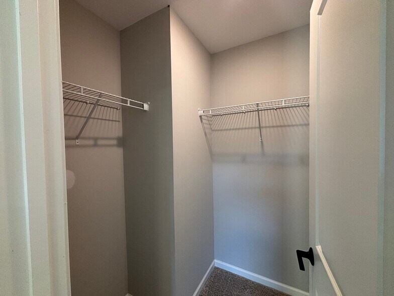 Building Photo - 16815 Aiken Ridge Cir