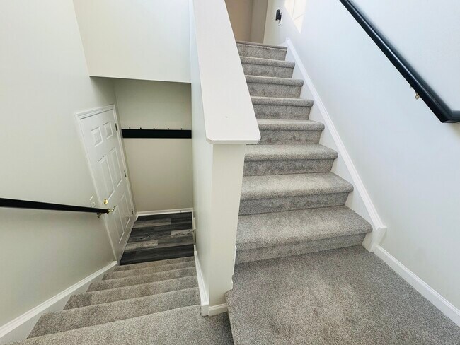 Building Photo - 128 Bertram Dr