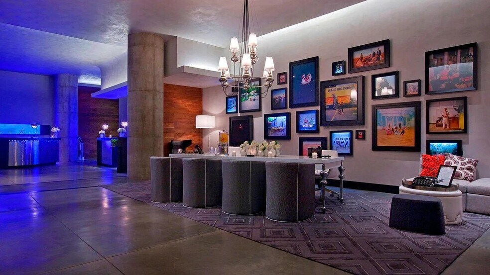 Building Photo - 210 Lavaca St