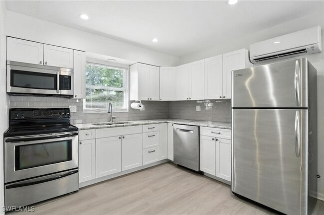 Building Photo - 3489 Quails Walk