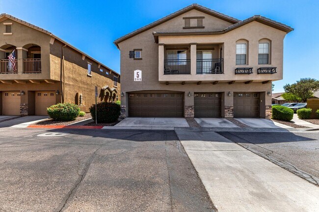 Building Photo - 2250 E Deer Valley Dr