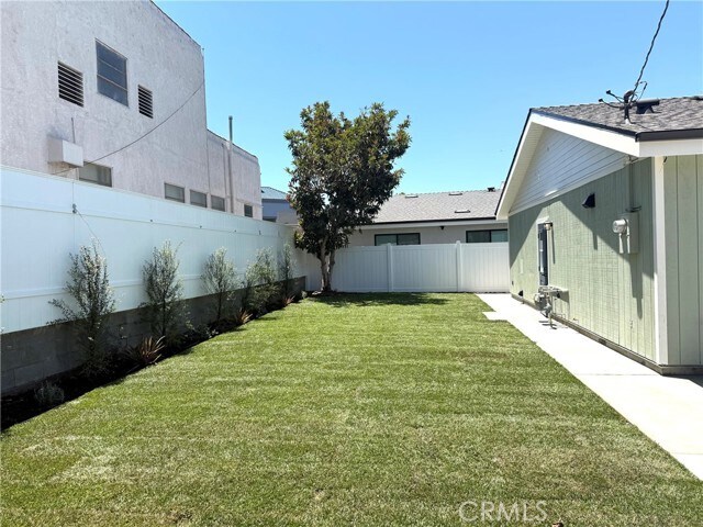 Building Photo - 1910 257th St