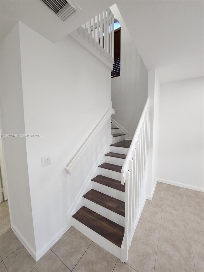 Building Photo - 13973 SW 276th Way