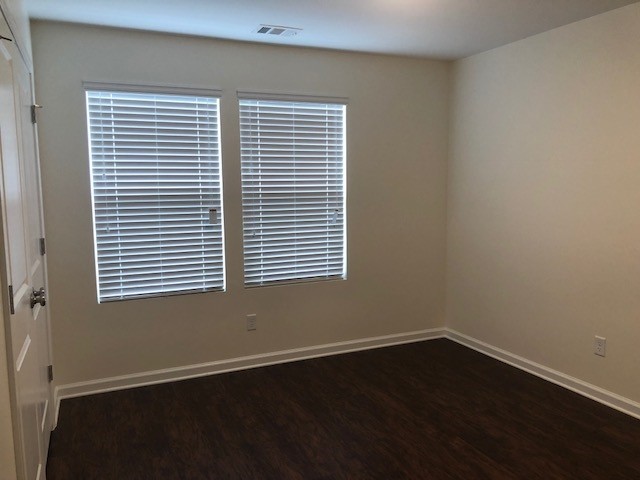Building Photo - 21 Crabapple Cir