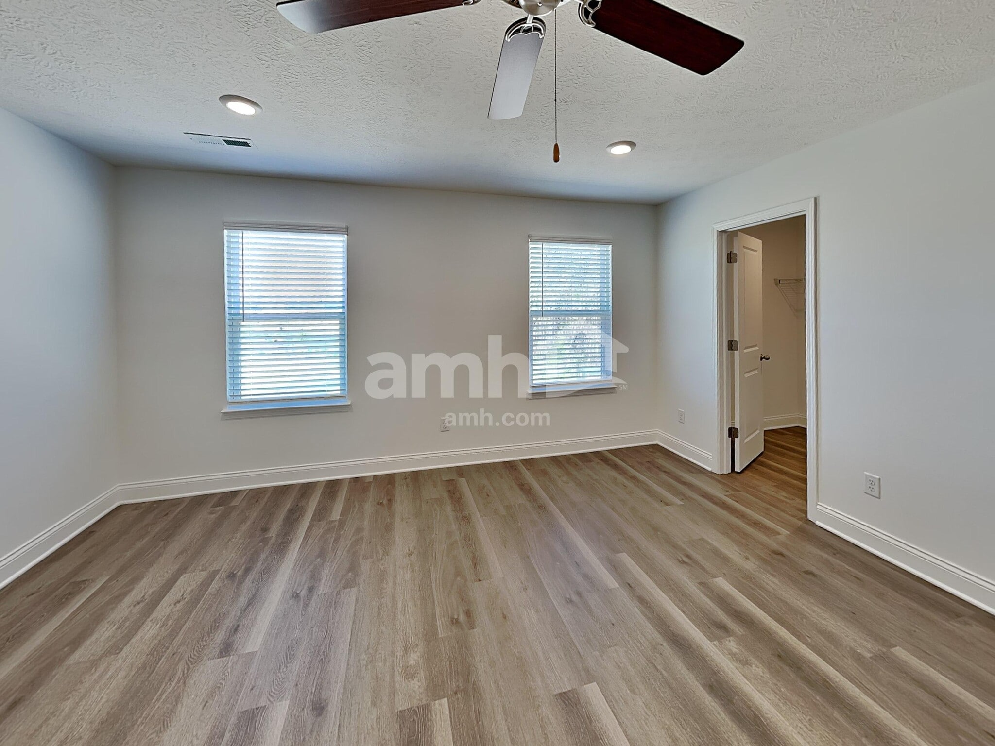 Building Photo - 1089 Broyles Xing SW