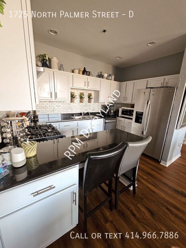 Building Photo - 1725 N Palmer St