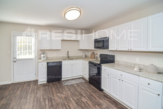 Building Photo - 108 Lockport Dr