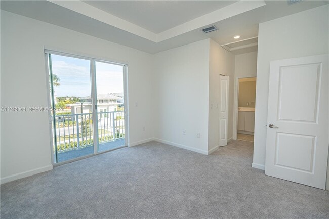 Building Photo - 1473 SE 6th Ter