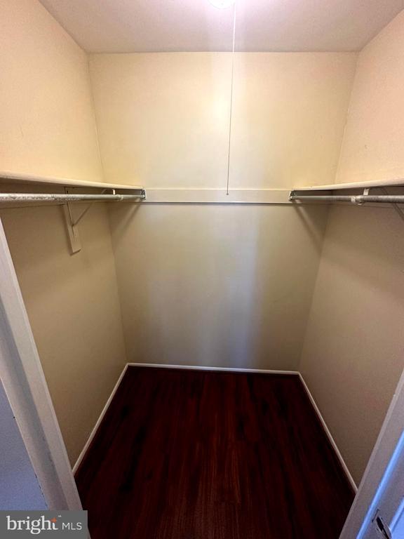 Building Photo - 6300 Bentham Ct