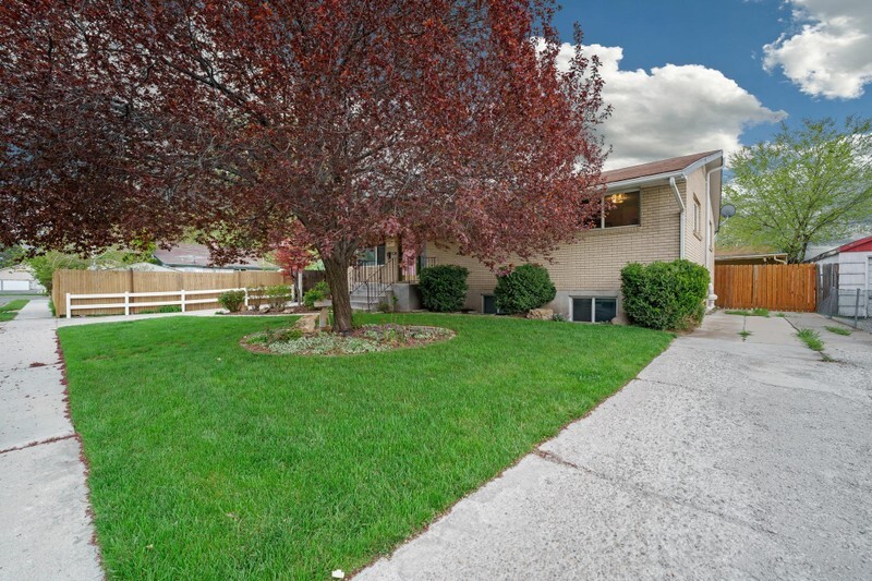 Building Photo - 731 W 700 N