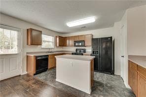 Building Photo - 2112 Pecan Creek Dr