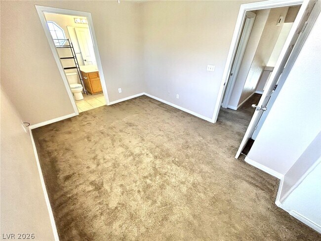 Building Photo - 2514 Quail Canyon Ave