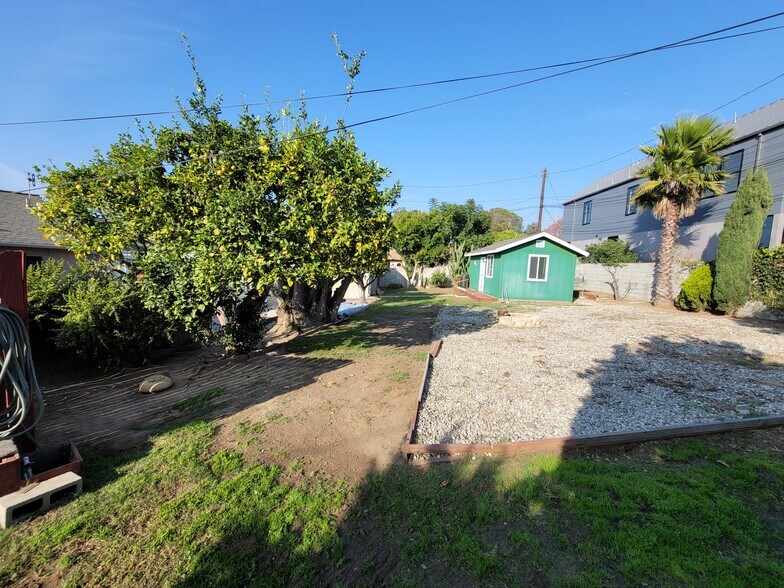 Building Photo - 10740 Galvin St