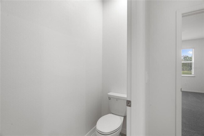 Building Photo - 18170 Pleasantview Blvd